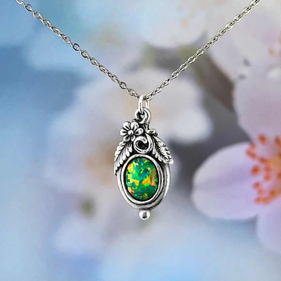 Green Fire Opal Nature Style Necklace - Image 3